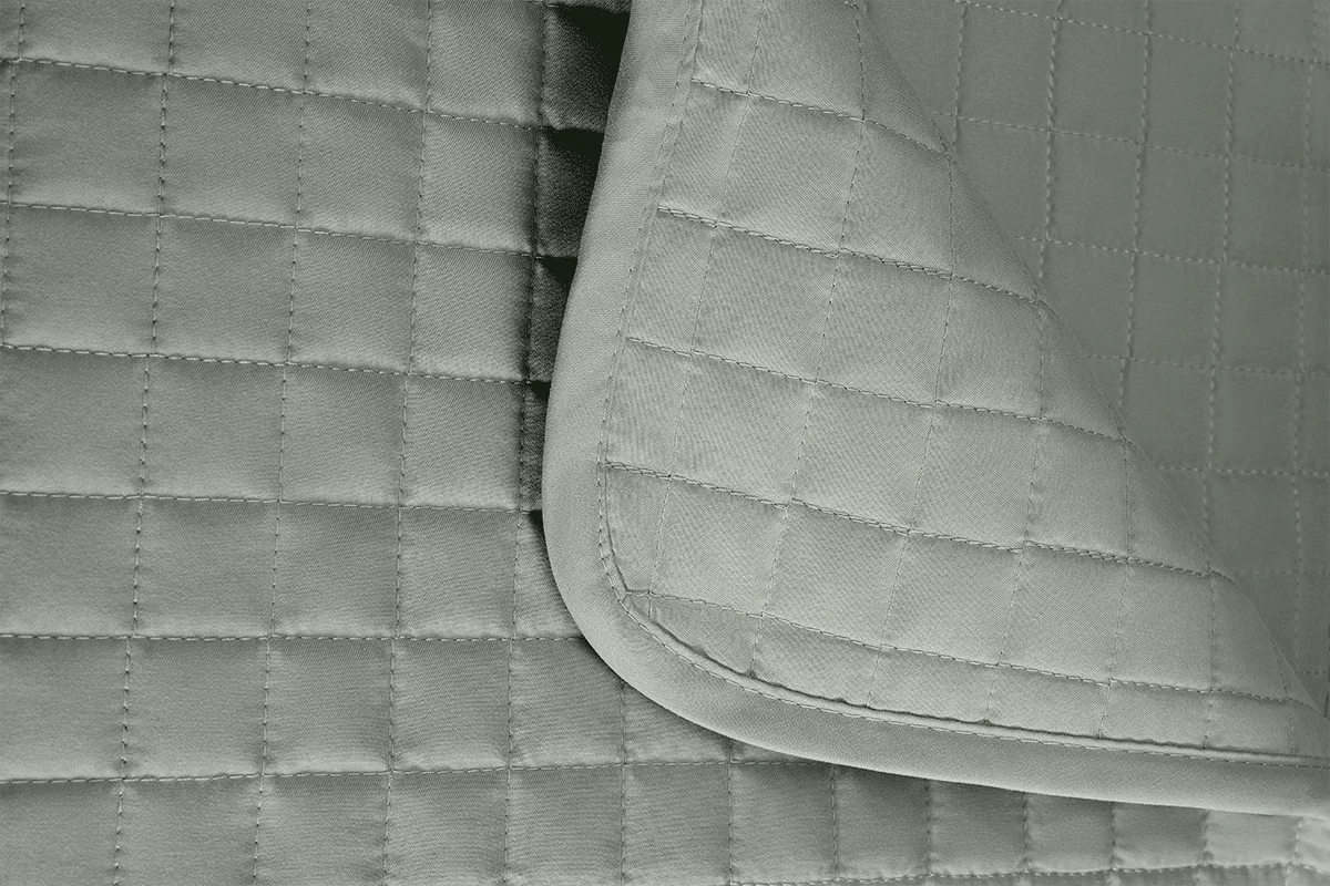 Quilted Crib Blanket - Image 12