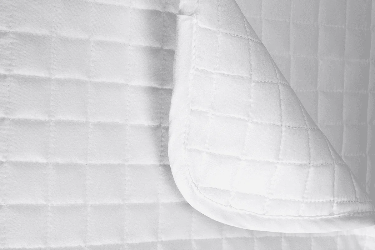 Quilted Crib Blanket - Image 4