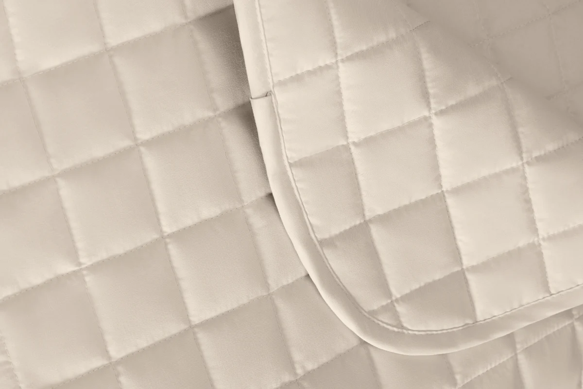 Quilted Blanket - Image 18
