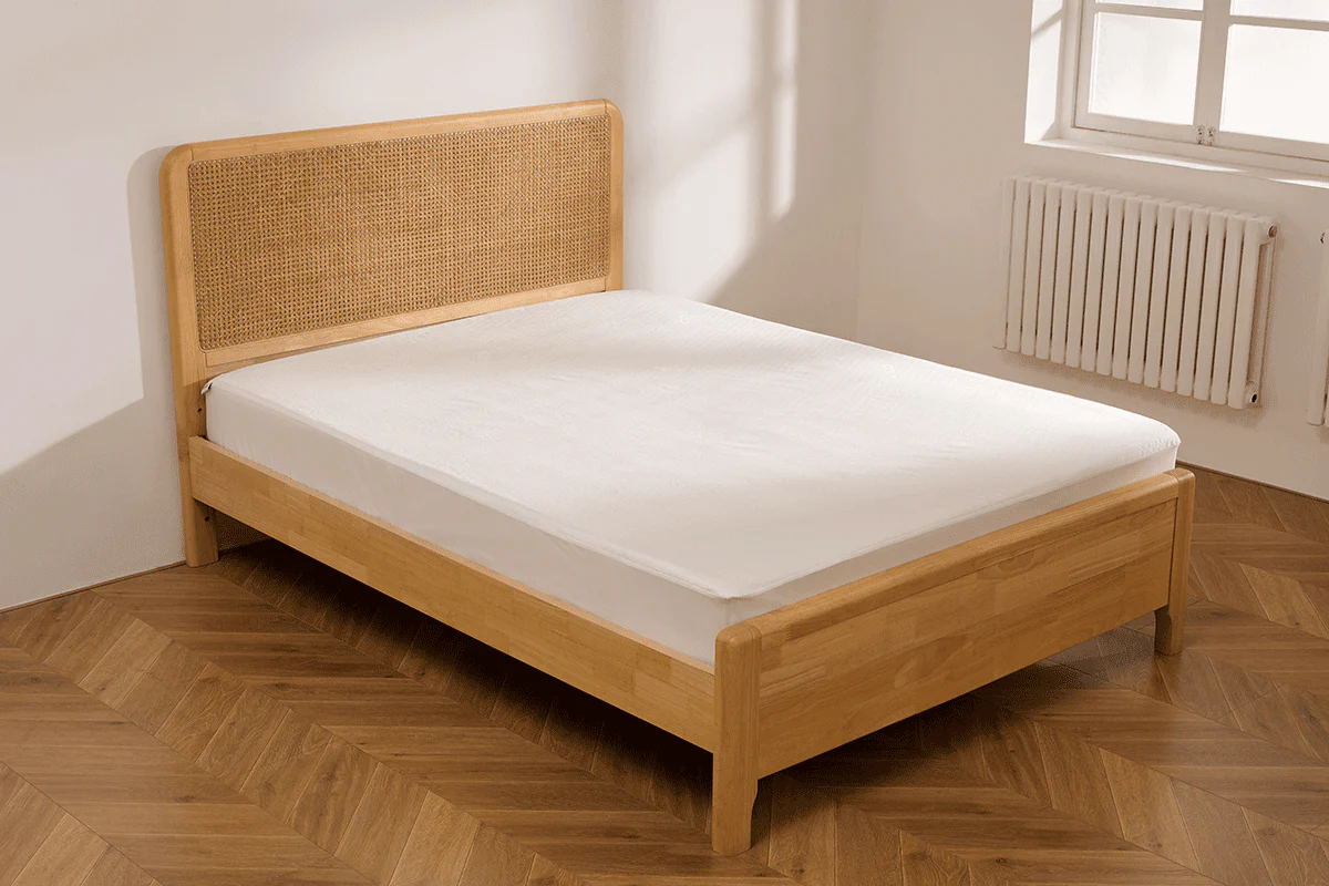 The Ultra-Cool Waterproof Mattress Protector - Image 4