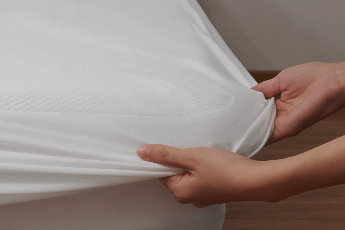 Ultra Tech Waterproof Mattress Protector - Image 3
